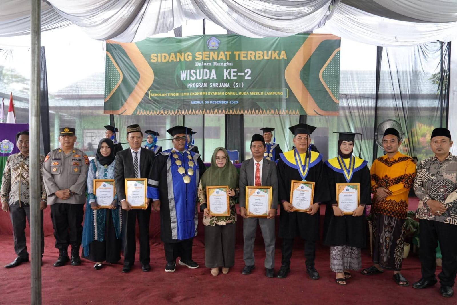 Read more about the article STIS Darul Huda Mesuji Gelar Wisuda Sarjana, Bupati Hadir Langsung