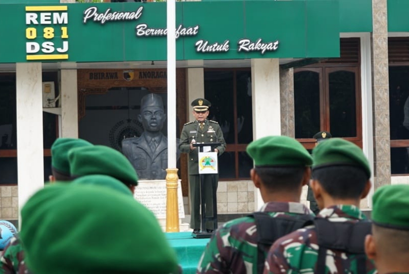 Read more about the article Kasrem 081/DSJ Letkol Inf Meina Helmi Pimpin Upacara Hari Bela Negara ke-77