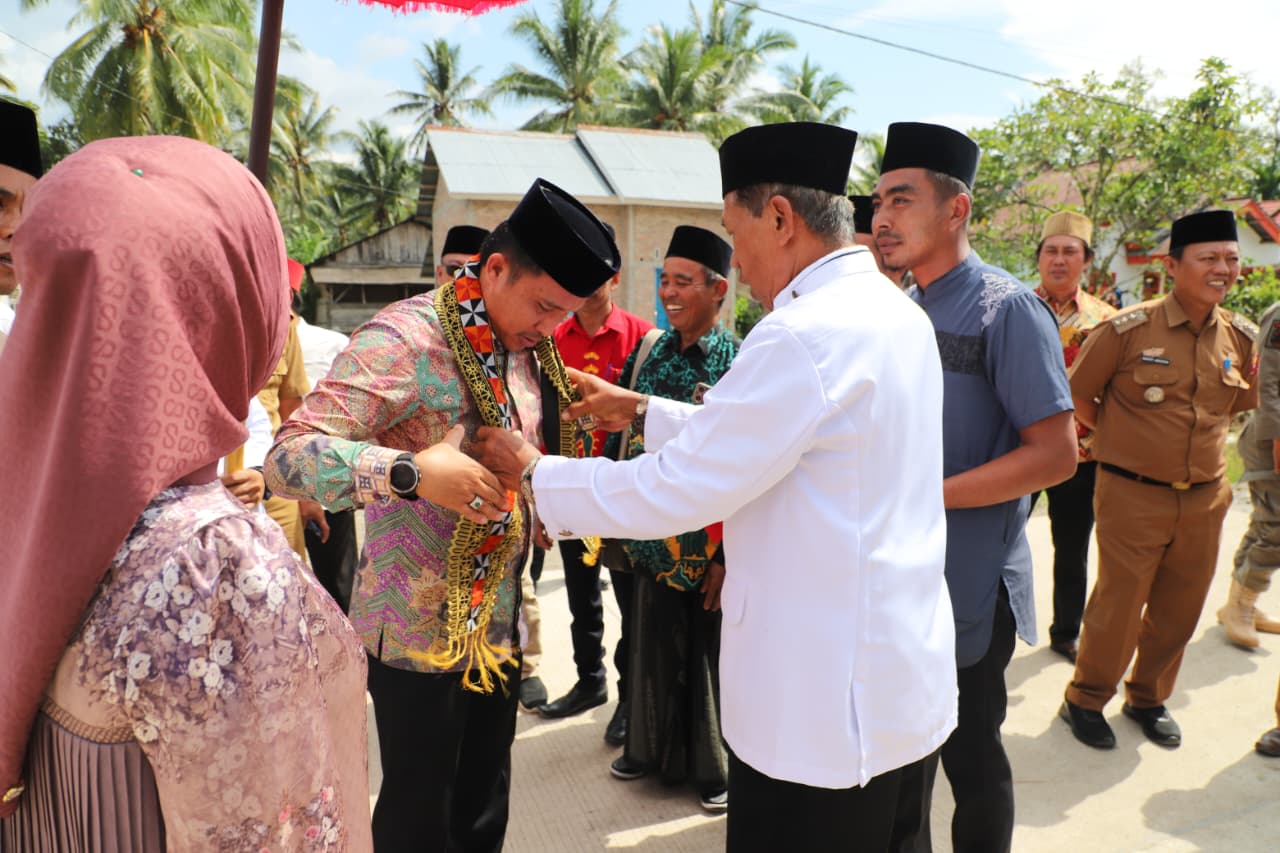 Read more about the article Bupati Lampung Barat Hadiri Pengajian Akbar MTBMI Zona IV di Bandar Negeri Suoh