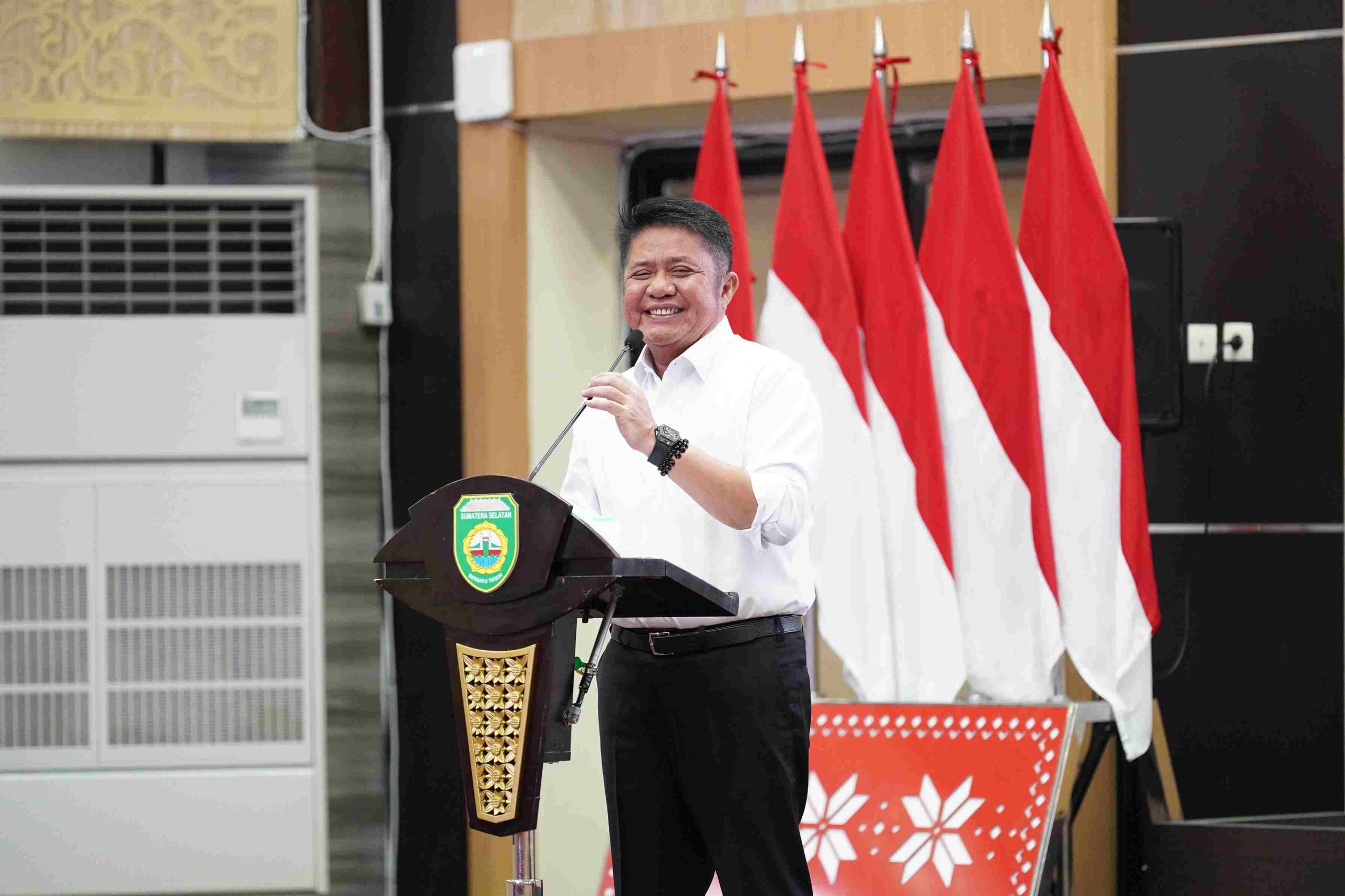 Read more about the article Gubernur Herman Deru Dorong Inovasi Dukcapil untuk Pelayanan Publik yang Lebih Inklusif