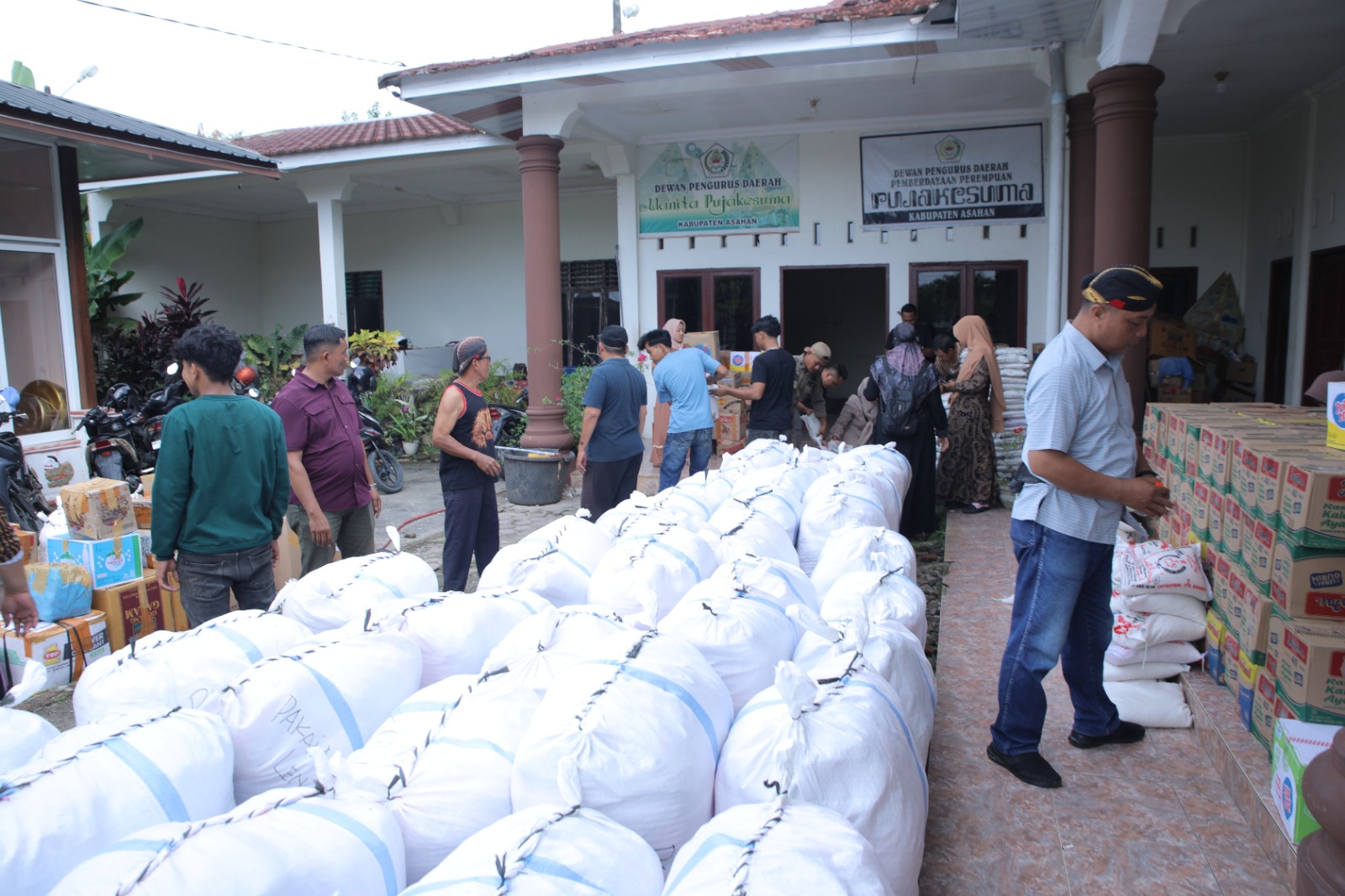 Read more about the article Bantuan Darurat untuk Warga Terdampak Bencana