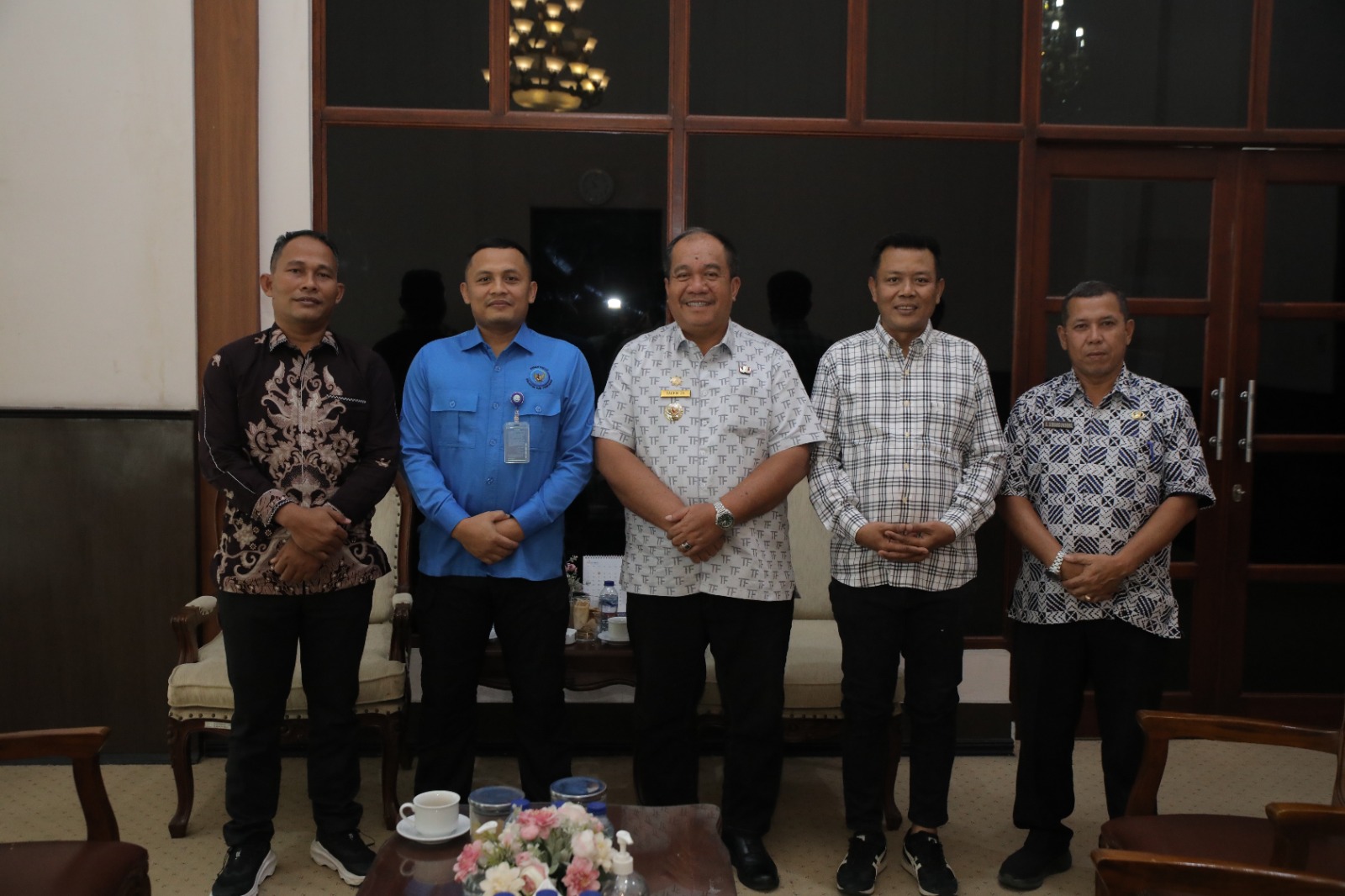 Read more about the article Bupati Asahan Terima Kunjungan Staf Khusus Kementerian Kelautan dan Perikanan RI