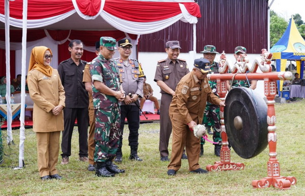 Read more about the article Angka Kemiskinan Tinggi, Jalan Hingga Jembatan Jadi Harapan Baru Warga Desa Krisik