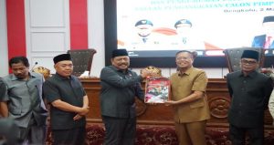 Read more about the article ‎LKPJ 2025: Wagub Mian Paparkan Pertumbuhan Ekonomi Meningkat dan Angka Kemiskinan Menurun