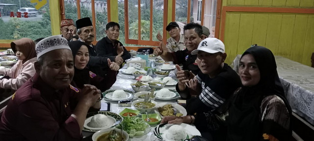 Read more about the article Buka Bersama dan Diskusi Antar Insan Pers