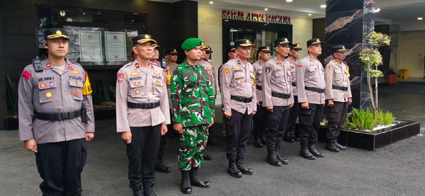 Read more about the article Sinergi TNI-Polri, Kodim Tulungagung Perkuat Pengamanan Malam Takbir Idul Fitri 1447 H