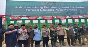 Read more about the article Ela Perjuangkan Warga Penyangga TNWK