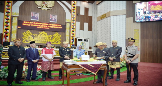 Read more about the article Rapat Paripurna Istimewa HUT ke-17 Kabupaten Pringsewu