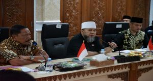 Read more about the article Gubernur Helmi Hasan Minta OPD Maksimal Layani Masyarakat