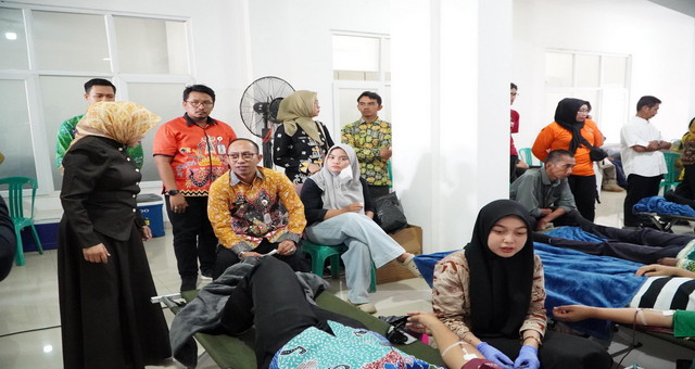 Read more about the article PMI dan Pemprov Lampung Wujudkan Aksi Kemanusiaan di HUT ke-62