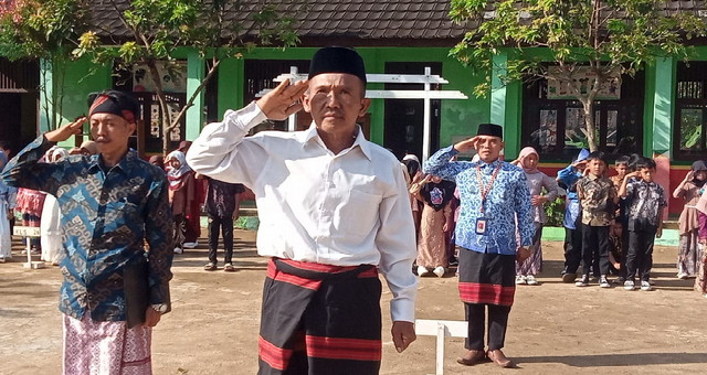 Read more about the article SDN 1 Way Harong Peringati Hari Kartini