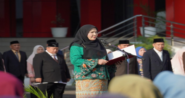 You are currently viewing Walikota Bandar Lampung Pimpin Upacara Peringatan Hari Kartini