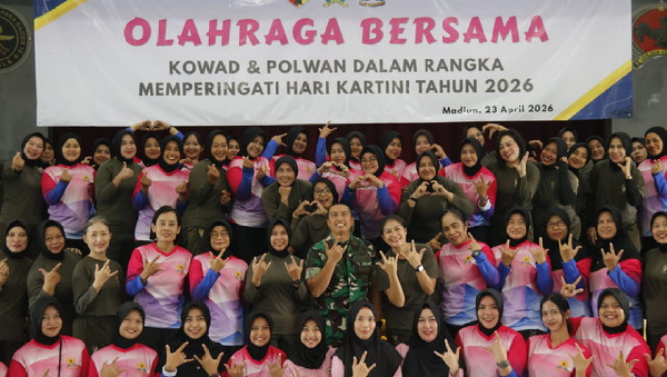 Read more about the article Semangat Kartini Menggelora Saat Kowad dan Polwan di Madiun Perkuat Soliditas