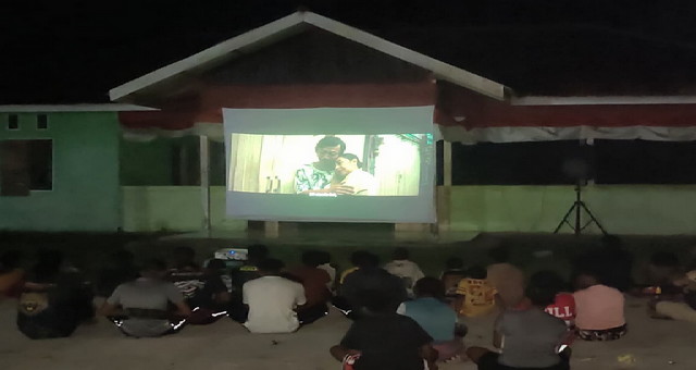 Read more about the article Satgas TMMD Ke – 128 Kodim 1801/Manokwari Gelar Film Perjuangan.