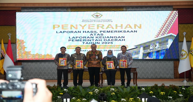 Read more about the article Lampung Timur Kembali Raih WTP, Bupati Ela Sebut Hasil Kerja Keras Seluruh OPD