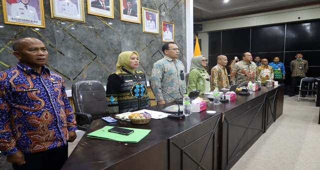 Read more about the article Bupati Ela Tegaskan Pentingnya Kualitas Pelayanan Publik