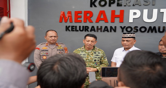 You are currently viewing Danrem 043/Gatam Ikuti Launching 1.061 Koperasi Desa/Kelurahan Merah Putih