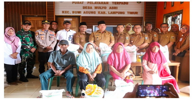 Read more about the article Azwar Hadi Monitoring Penyaluran Cadangan Pangan