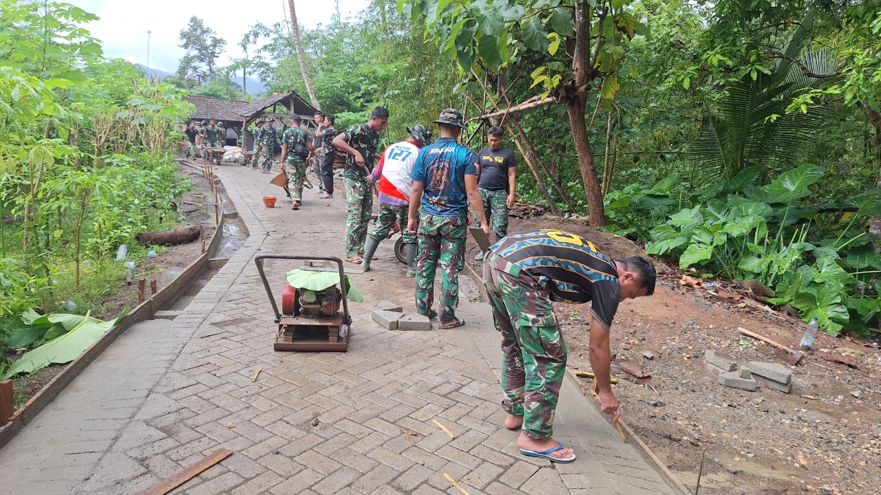 Read more about the article Pemasangan Paving Capai 95 Persen