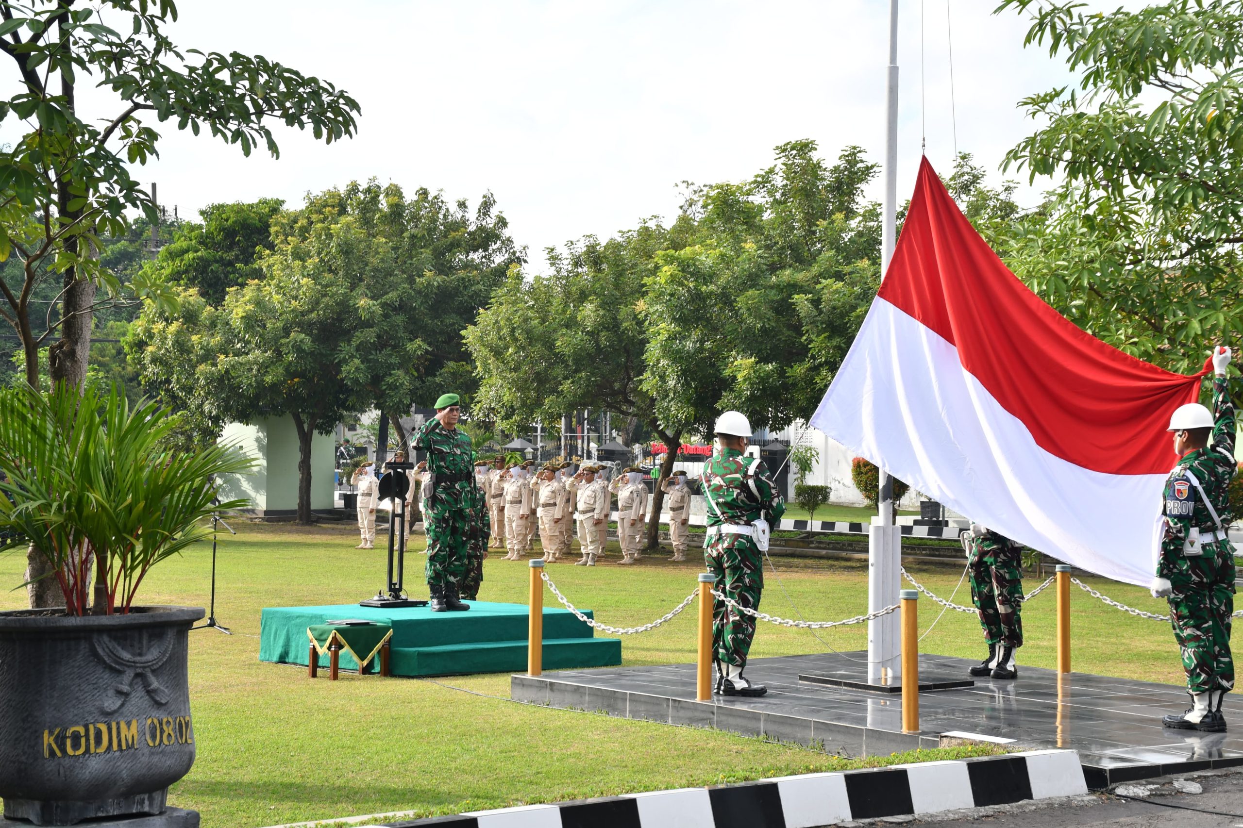 Read more about the article Kodim Ponorogo Gelar Upacara Bendera 17 Mei 2026
