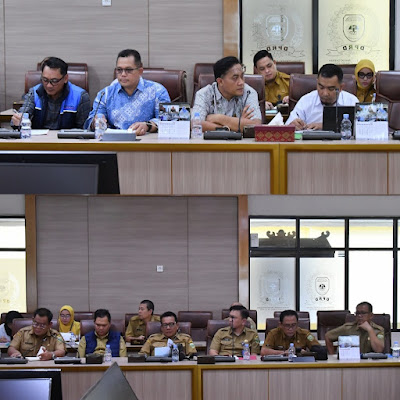 You are currently viewing DPRD Sumsel Gelar Rapat Pansus Bahas Strategi Peningkatan Pendapatan Daerah