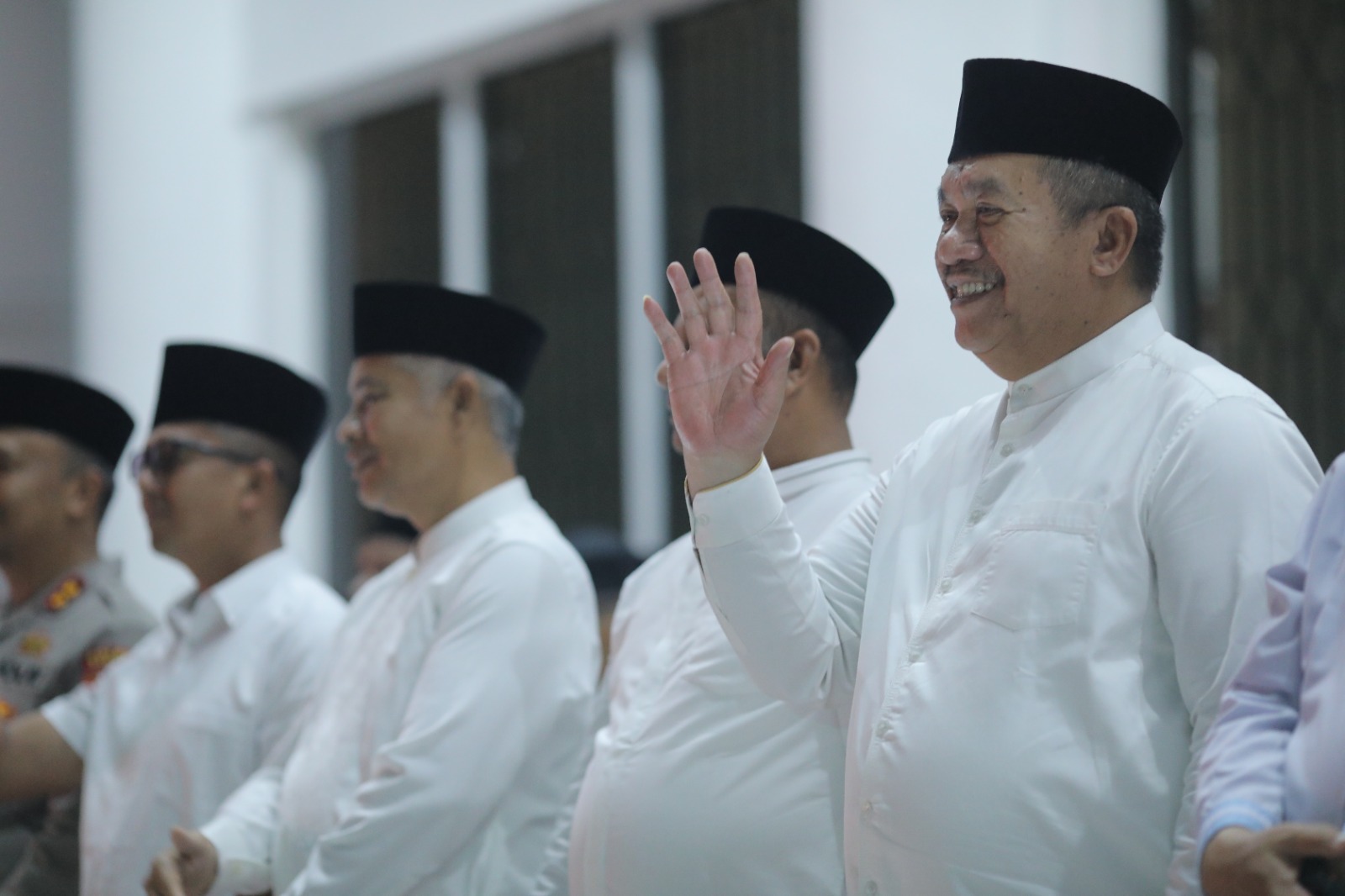 Read more about the article Bupati Asahan Lepas Pawai Takbiran Idul Adha 1447 H, Ribuan Warga Meriahkan Malam Kebersamaan