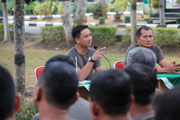 Read more about the article Dandim 0806/Trenggalek Tekankan Disiplin dan Soliditas Prajurit Lewat Jam Komandan