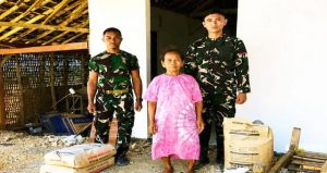 Read more about the article Senyum Haru Mbah Wagini: Rumah Lapuk, Kian Nyaman Disulap Satgas TMMD 129 Bojonegoro