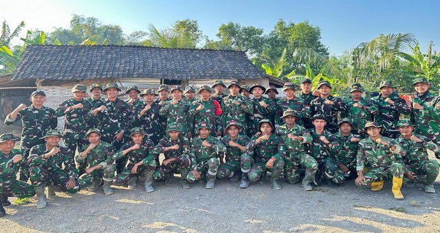 You are currently viewing TMMD 129 Bojonegoro: Sinergi Lintas Matra TNI dan Warga Kesongo, Percepat Pembangunan Desa