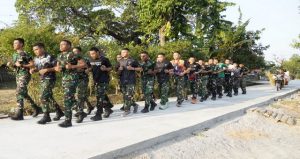 Read more about the article TMMD 129 Bojonegoro: Binsik Sore di Jalan Beton Baru Kedungpandan, Menjaga Fisik Sekaligus Hati Rakyat