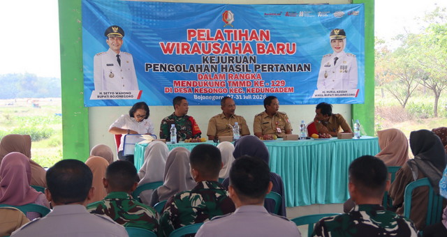 Read more about the article Dari Desa Menembus Pasar Digital: Langkah Nyata TMMD 129 Bojonegoro Bangun Ekonomi Warga Kesongo