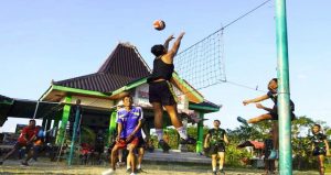 Read more about the article Lewat Smes dan Sorak Sorai: TMMD 129 Bojonegoro Hidupkan Kebersamaan di Desa Kesongo