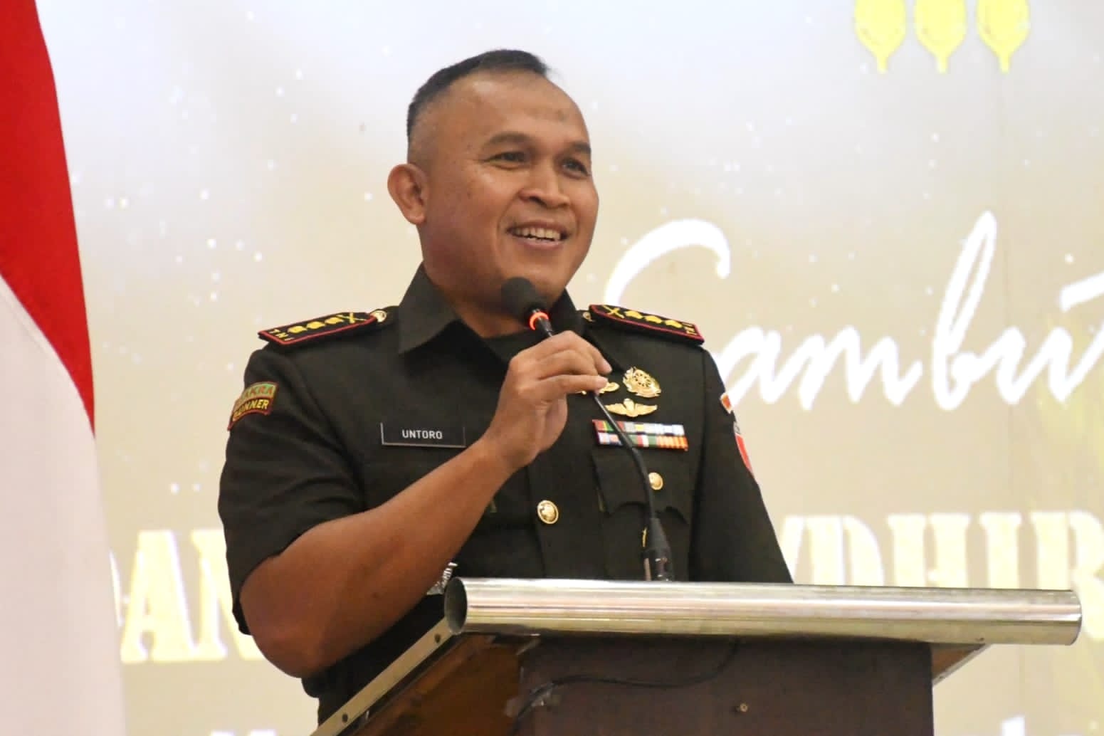 Read more about the article Danrem Untoro Minta Para Dandim Tingkatkan Kepekaan Terhadap Kesulitan Masyarakat