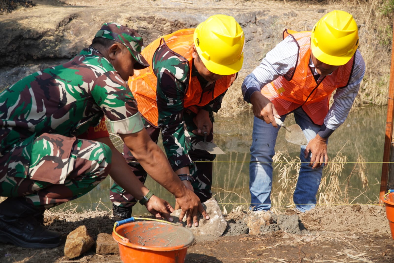 You are currently viewing Menghubungkan Dua Daerah, Pembangunan Jembatan Perintis Garuda di Perbatasan Madiun–Ponorogo Resmi Dimulai