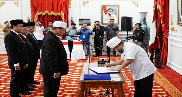 Read more about the article ‎Gubernur Bengkulu Lantik Pimpinan BAZNAS Periode 2026–2031