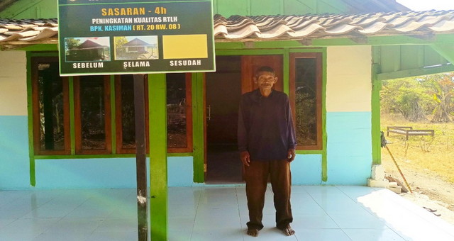 Read more about the article Ukir Senyum Lansia: Bedah Rumah Mbah Kasiman Lewat TMMD 129 Bojonegoro Rampung 100 Persen