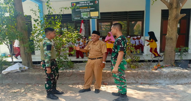 Read more about the article Wajah Baru SDN Kesongo 1: Satgas TMMD 129 Bojonegoro Rampungkan Rehab 4 Ruang Kelas