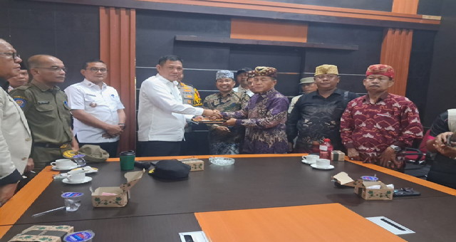 Read more about the article Masa B3 Desak Pemkab dan DPRD Tubaba Fasilitasi Mediasi dengan PTPN 1 Regional 7 Unit Usaha Bunga Mayang
