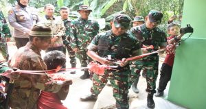 Read more about the article Kasrem 043/Gatam Dampingi Kasdam XXI/RI Tutup TMMD ke-129 di Bandar Lampung