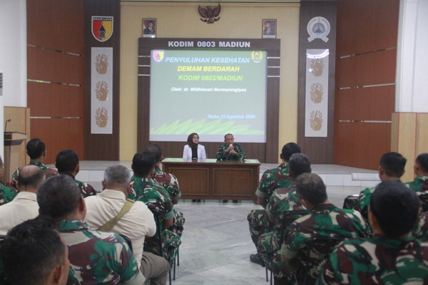 Read more about the article Bekal Sehat untuk Prajurit, Kodim Madiun Gandeng Denkesyah Gelar Penyuluhan Kesehatan