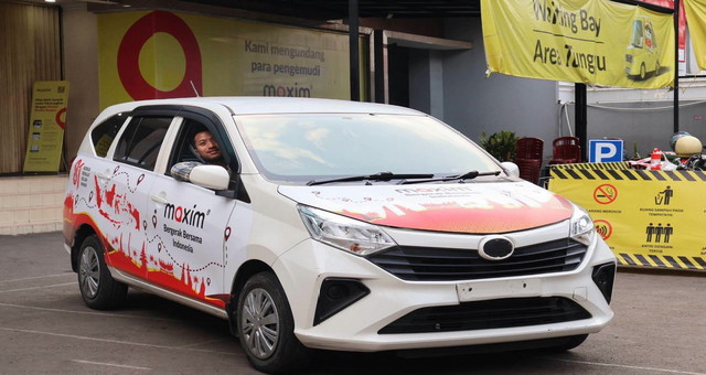 Read more about the article Semarak HUT ke-81 RI, Maxim Gratiskan Perjalanan dengan 81 Mobil Berdekorasi Merah Putih di 19 Kota Indonesia