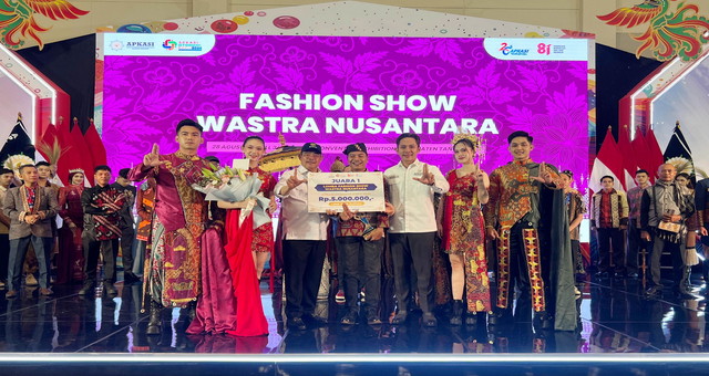 Read more about the article Spirit of Krakatoa Antar Tapis Lampung Selatan Raih Juara I