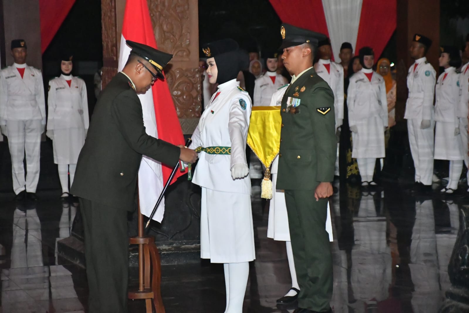 Read more about the article Dandim Ponorogo Pembina Upacara pada Pengukuhan Paskibraka Kabupaten Ponorogo