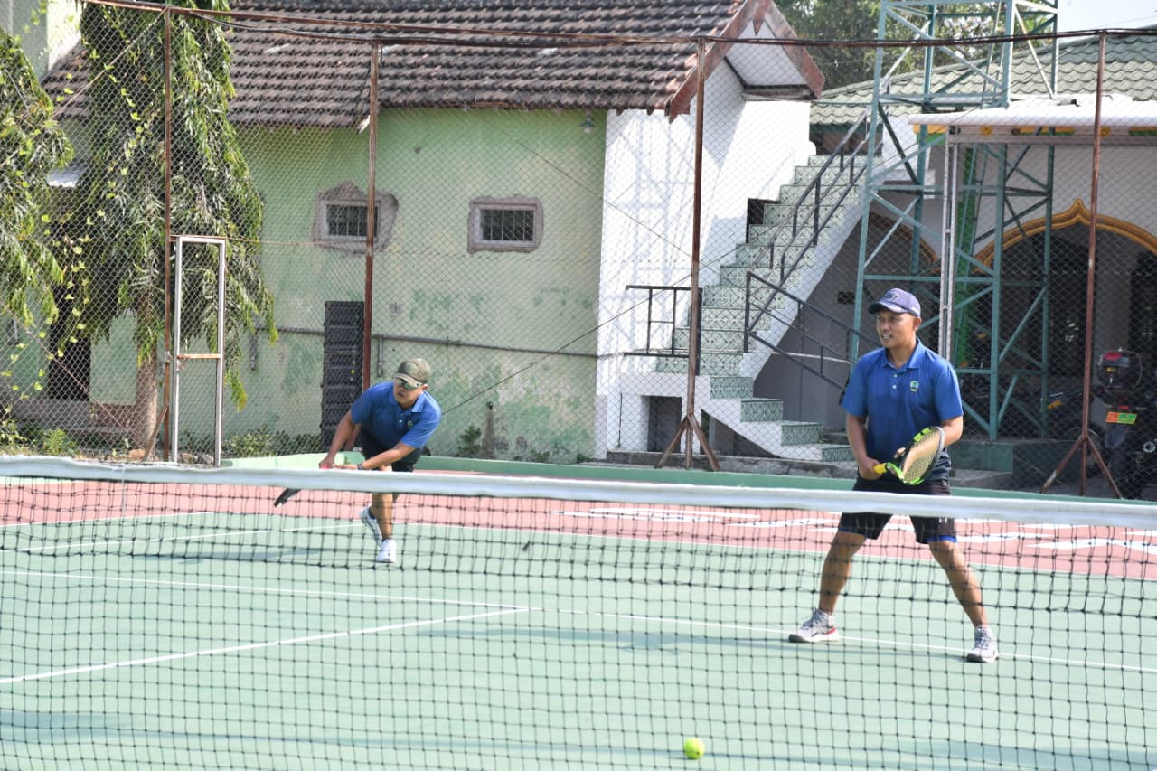 Read more about the article Olahraga Bersama Sarana Sehat Anggota Kodim Ponorogo