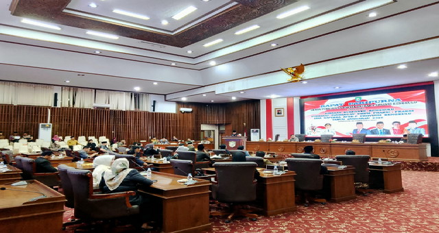 Read more about the article ‎Jawaban Gubernur atas Pandangan Fraksi: APBD-P 2026 Tetap Berpihak pada Rakyat