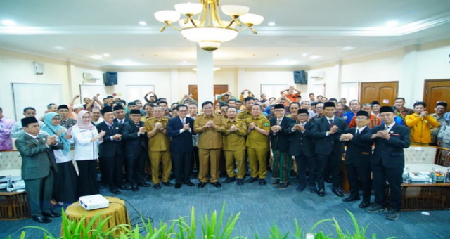 You are currently viewing Komite Sekolah Jadi Mitra Penting, Bupati Toha Dorong Program Kerja Lebih Terarah