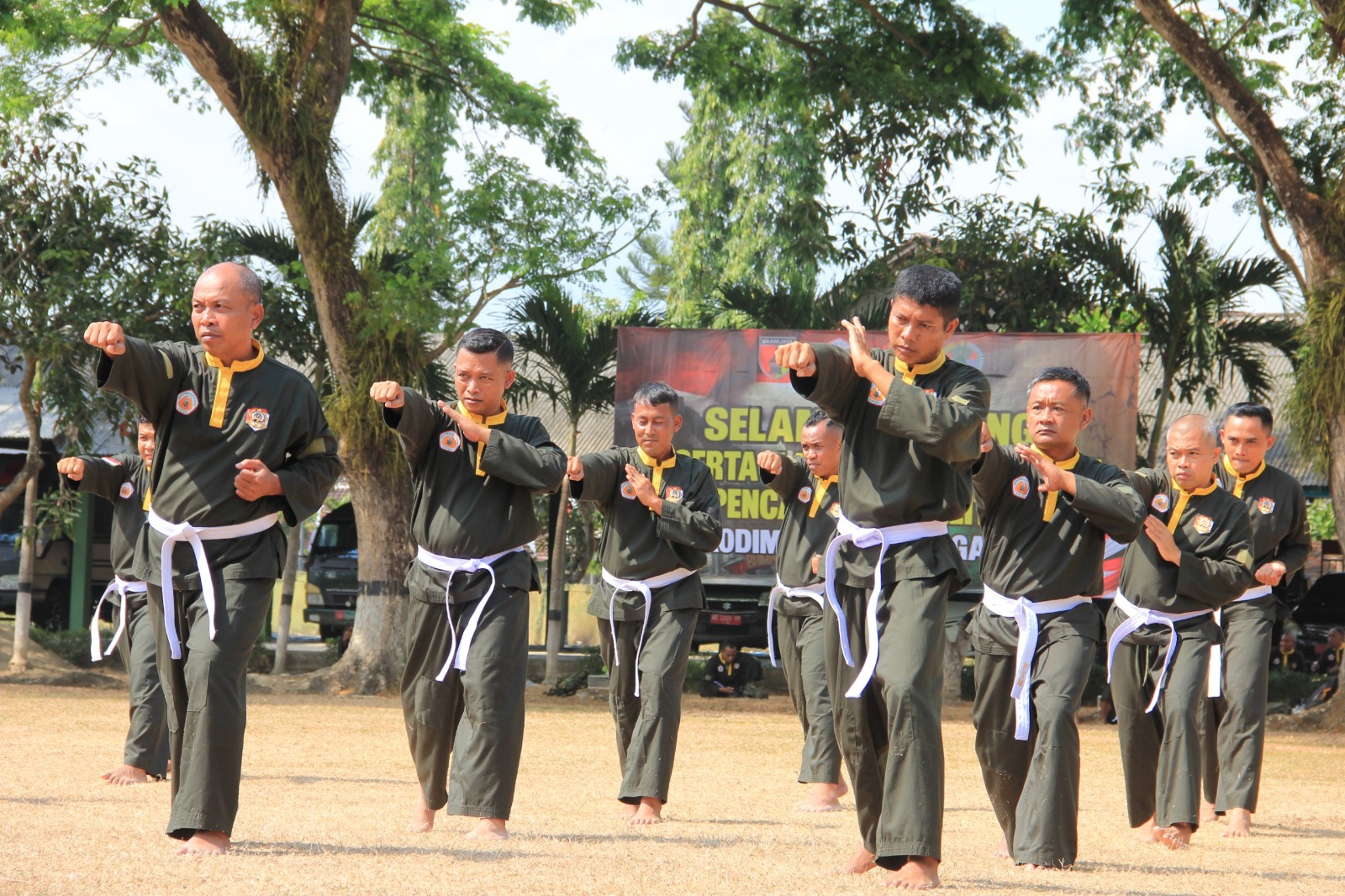 Read more about the article Ratusan Prajurit Kodim 0806/Trenggalek Jalani Ujian Kenaikan Tingkat PSM