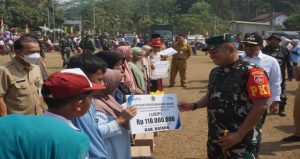 Read more about the article TMMD Reguler ke-130 Kodim Batang Dorong Pengembangan UMKM, Bantuan Usaha Rp110 Juta Disalurkan