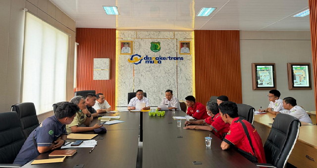 You are currently viewing Wujudkan SDM Unggul dan Buka Pelatihan Operator, Driver Truk dan Mekanik Gratis