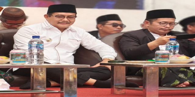 You are currently viewing Wabup Muba Hadiri Haflah Khotmil Qur’an XII, Ajak Santri Jadi Generasi Qur’ani